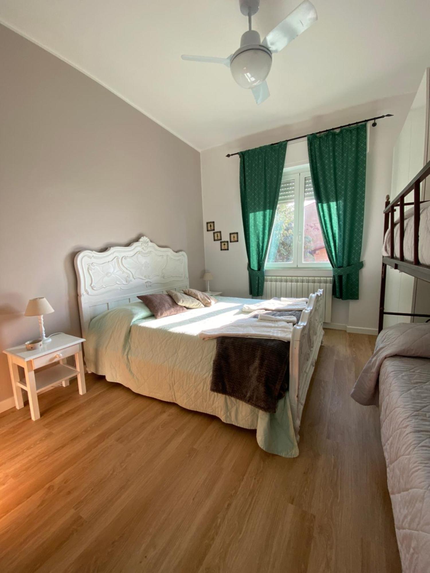 Villa Paolina Ceriale - App. 4 Posti Buitenkant foto